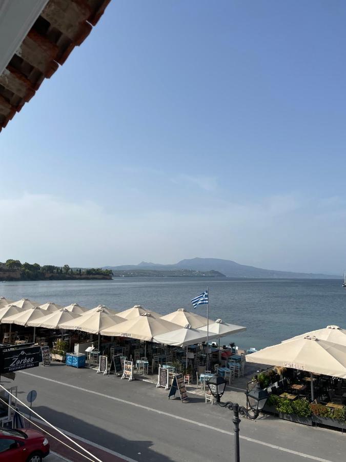 Koroni Mare Front Harbor Apartment ภายนอก รูปภาพ